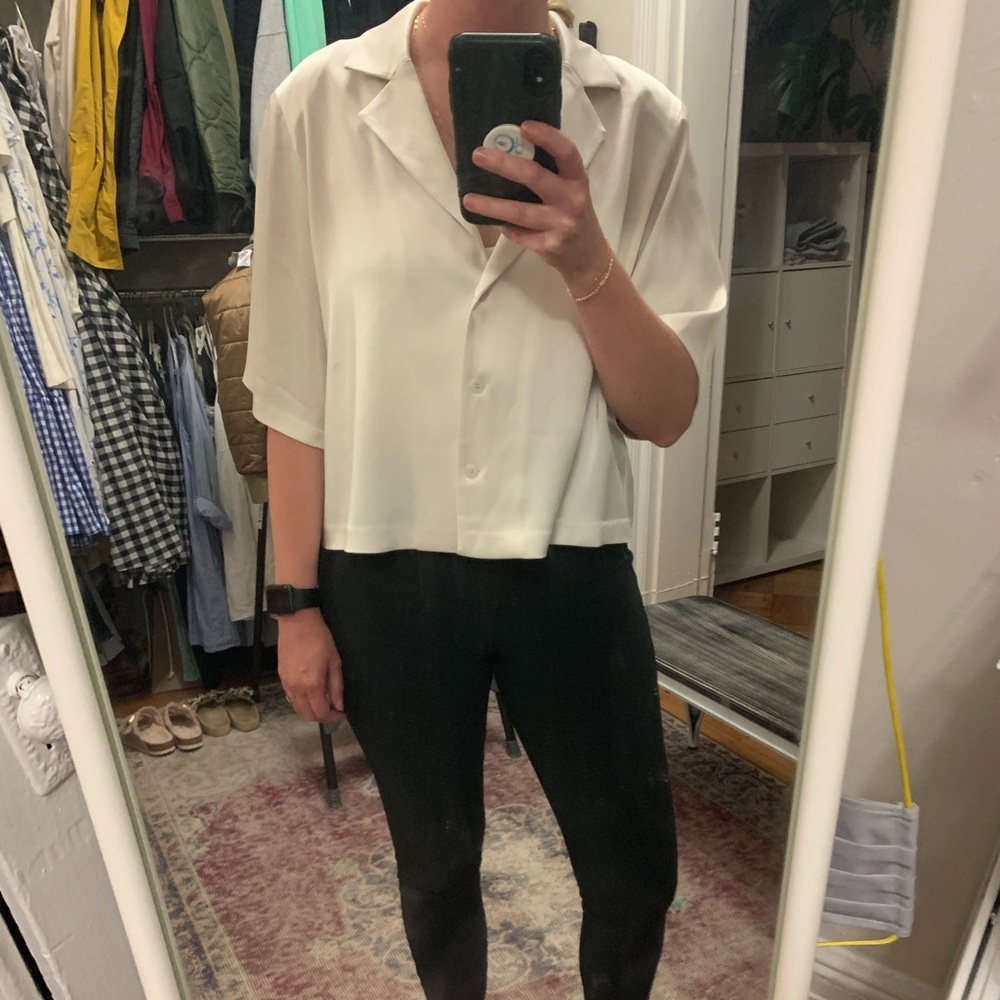 Aritzia babaton blouse